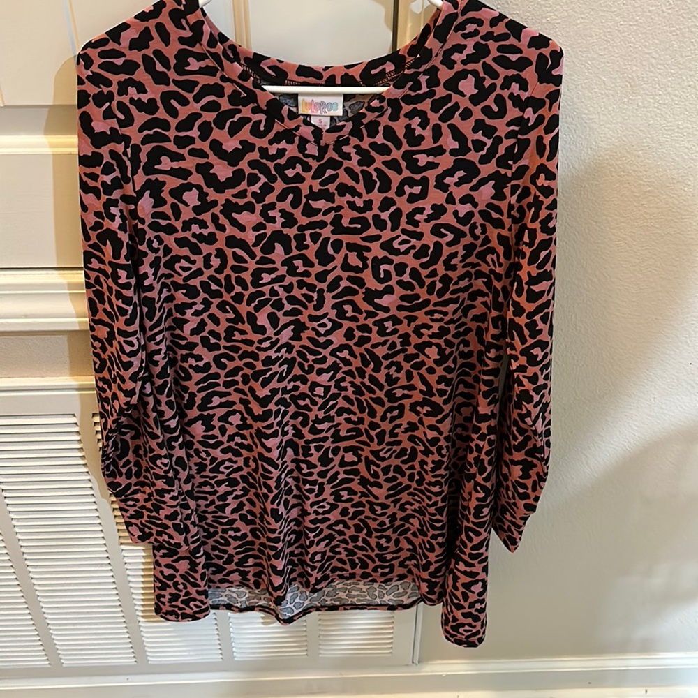Cheetah print pink & black tunic new with tags